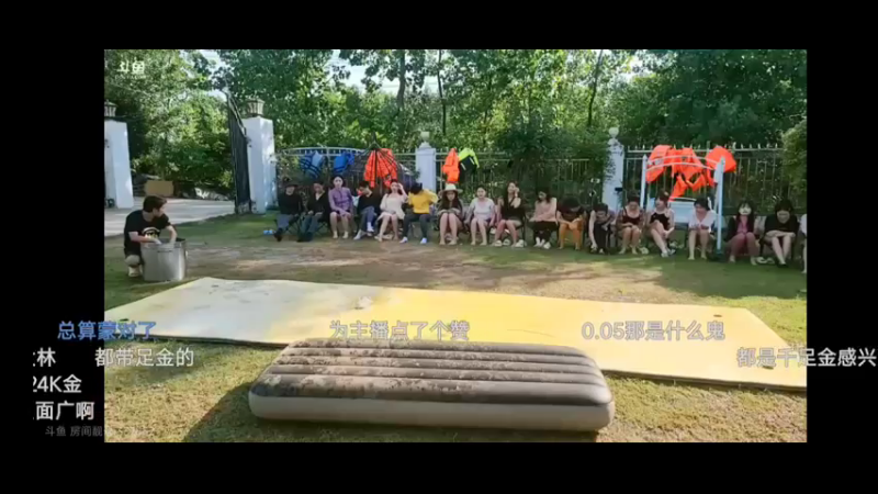 燕窝五绝是什么，鹅妹和老姗姗轮流答，结果老姗姗获胜