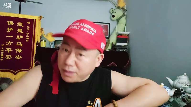 临时夫妻，互相利用。