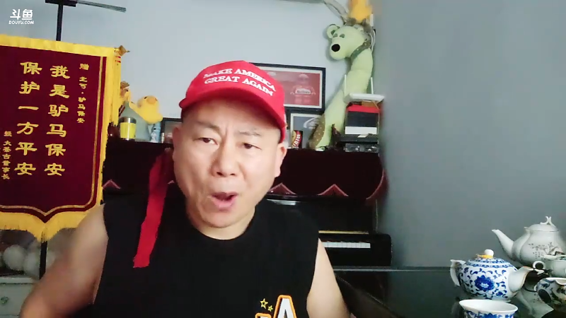 犯屁错误，现在说你犯错误不管有没有错，现在大环境不好没办法。