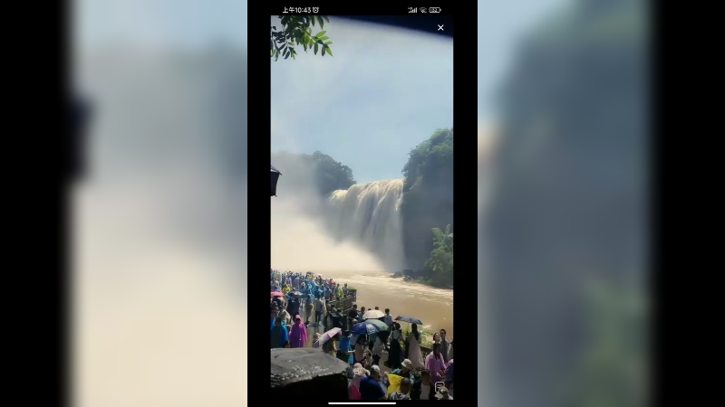 贵州最近下雨，黄果树瀑布又涨水了