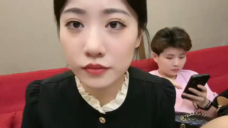 【2023-07-07 19点场】杨一歌：杨一歌：刚到合肥晚点来～11258