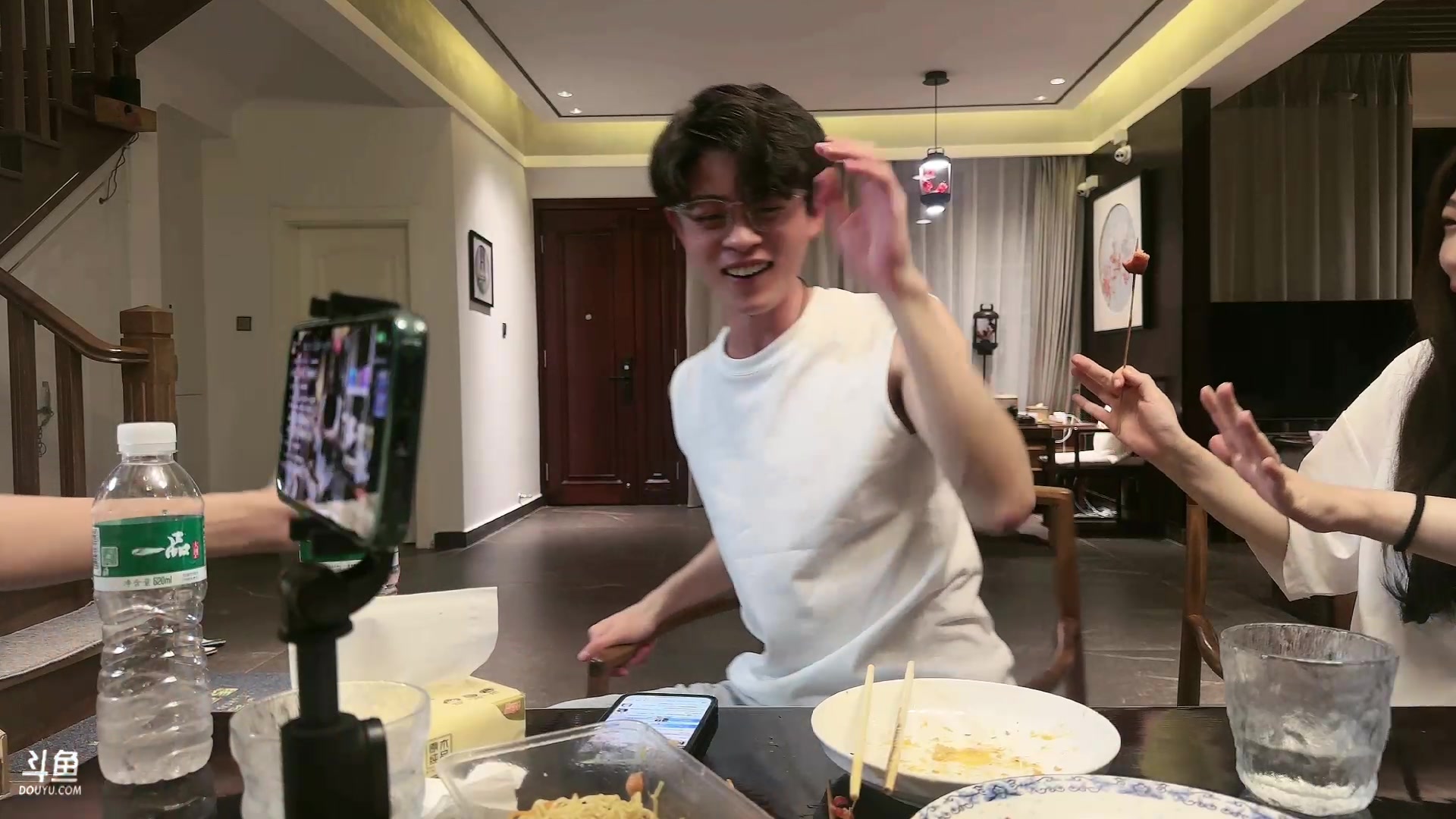 【2023-07-06 20点场】昔恩小姐姐：出去快乐的玩耍啦~