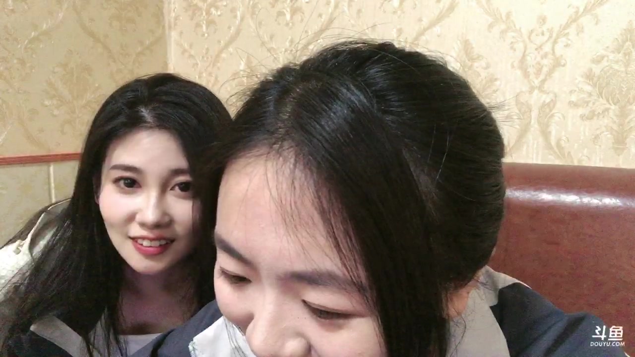 【2023-7-8 19点场】憨批姐姐沫萱:【大姨】去旅行@所有人