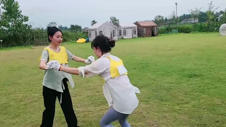 蹦骚慧撕夹子音