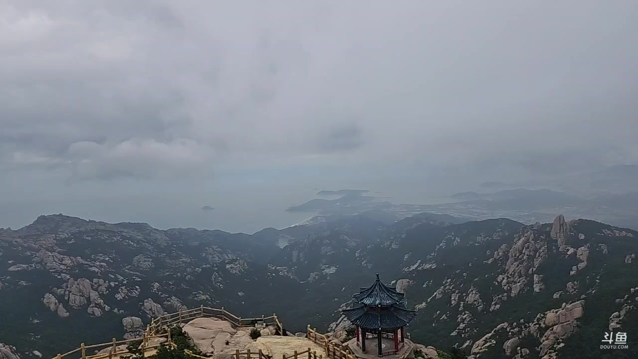 【2023-07-10 17点场】蓝战非OvO：爬青岛崂山巨峰～环游第116天