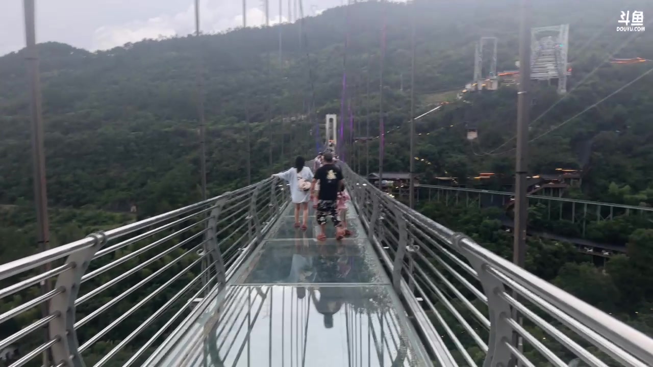 【2023-07-19 18点场】塔莉娅QAQ：甜心小塔：19号杭州户外，20号开播