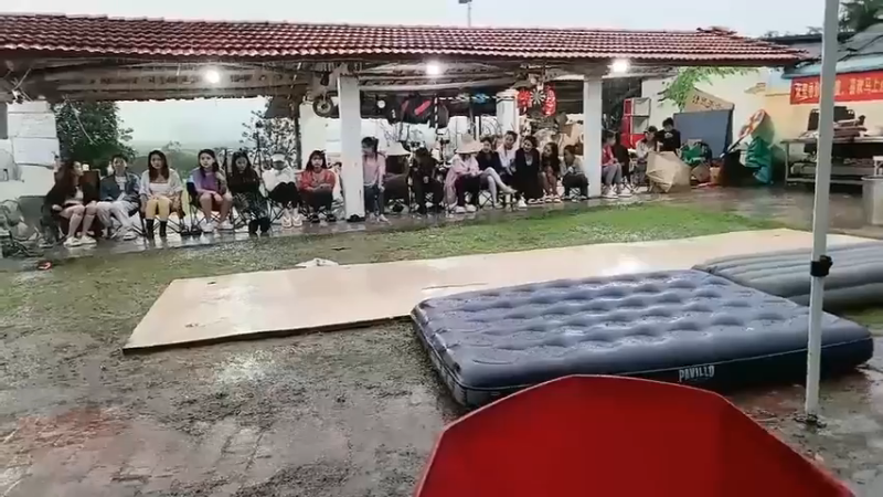 抢答题，小梦仙又机智答对了弱冠是几岁，天才废搞笑