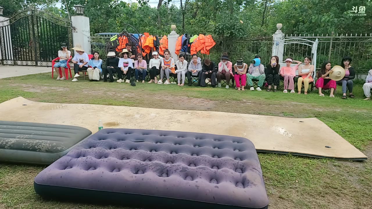 【2023-07-19 16点场】洪湖小肖：洪湖乡野团播day68