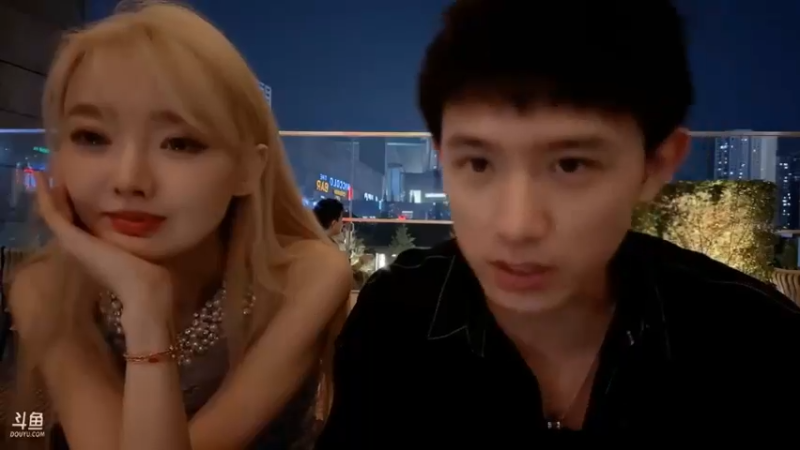 博哥和美女水水直播，水水不想伤博哥啊