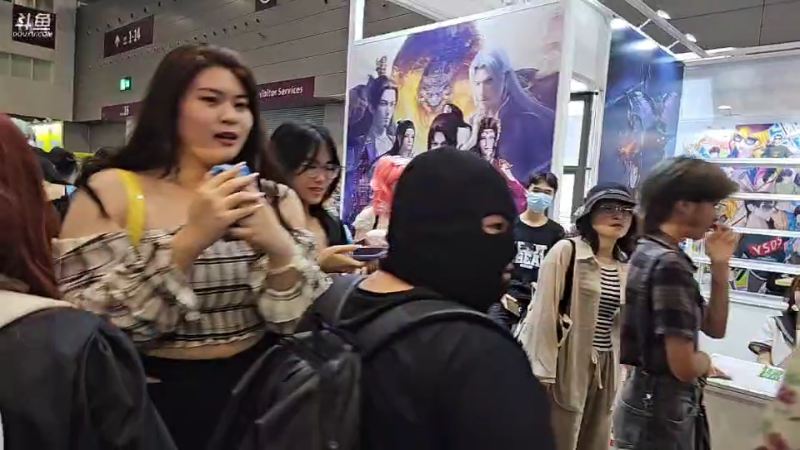 快两百斤的主播说小伙子少吃点该减肥了
