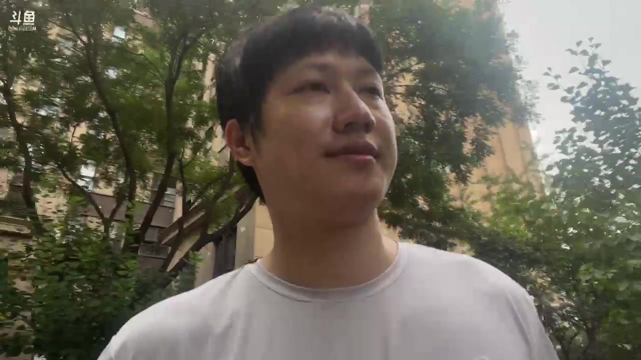 【2023-07-20 16点场】yjjimpaopao：yjj   换灵敏度了 铁血单排