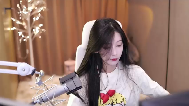 【2023-07-21 17点场】叶知秋Vanessa：秋:就菜就爱玩