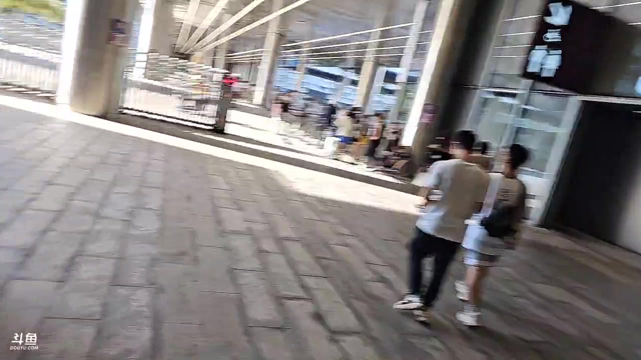 【2023-07-21 16点场】黑人毅：深圳动漫展