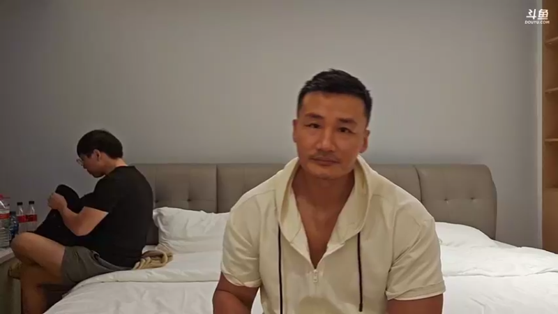 【2023-07-20 21点场】黑人毅：深圳动漫展