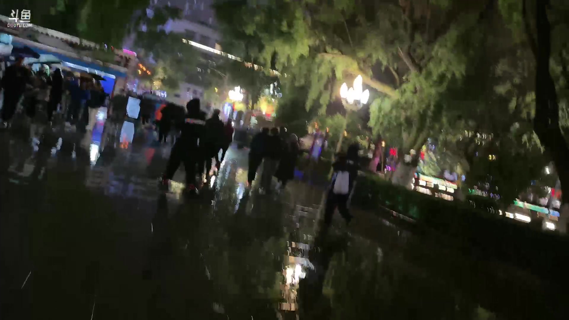 【2023-07-18 21点场】憨批姐姐沫萱：【大姨】路上生病的猪 今天到拉萨