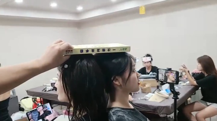 身高之争吵
