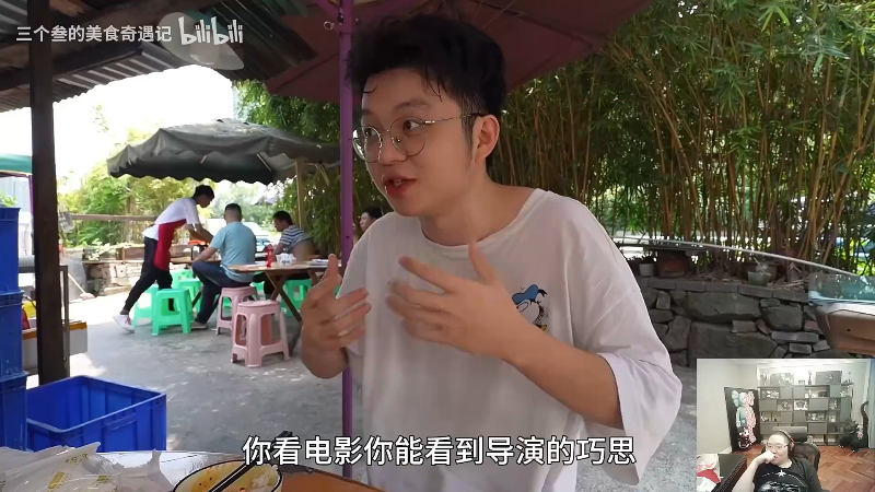 我在斗鱼看即将拥有人鱼线的PDD直播英雄联盟