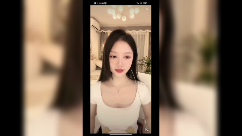 好漂亮的小姐姐啊