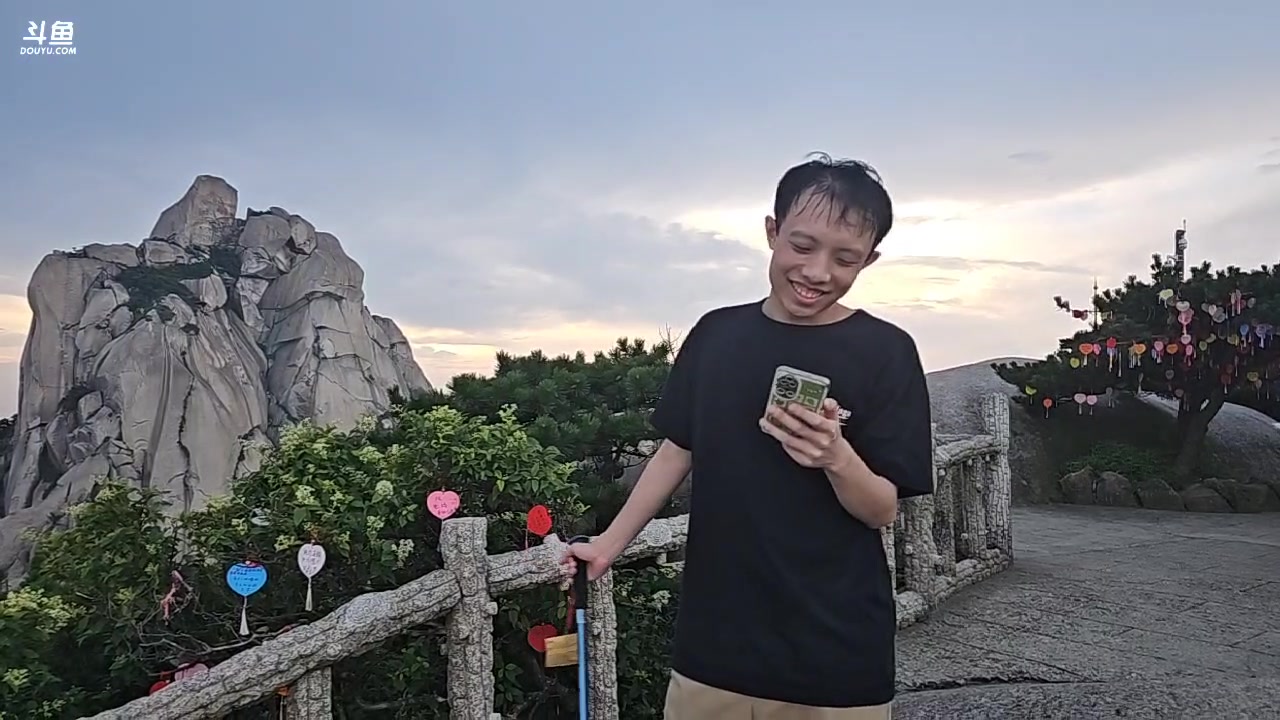 【2023-07-25 18点场】蓝战非OvO：带仓鼠爬天柱山～环游第128天