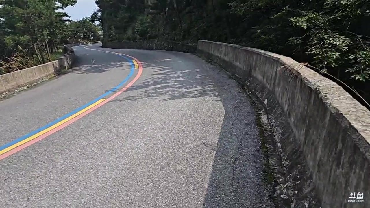 【2023-07-25 15点场】蓝战非OvO：带仓鼠爬天柱山～环游第128天