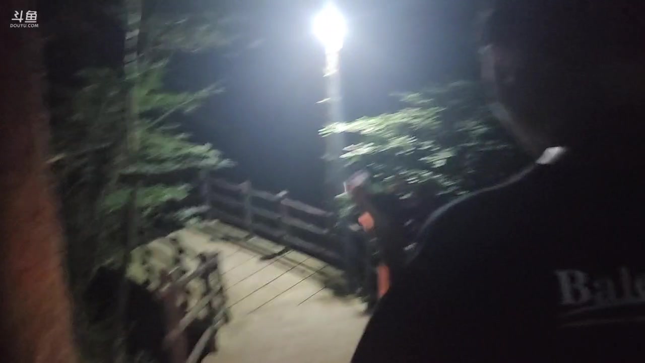 【2023-07-25 20点场】蓝战非OvO：带仓鼠爬天柱山～环游第128天