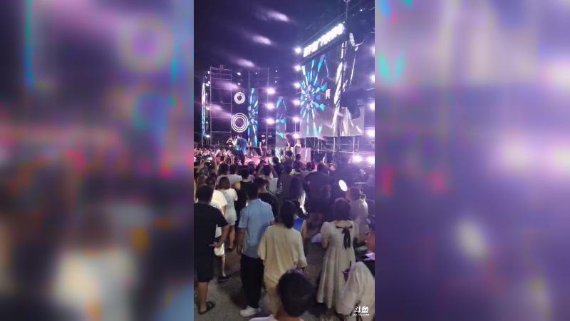 【2023-07-28 20点场】黑欢喜：手机瘫痪了。。。