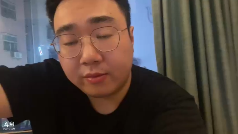 【2023-07-28 00点场】LMQ丶小搞笑：刚玩完密室，现在去吃饭