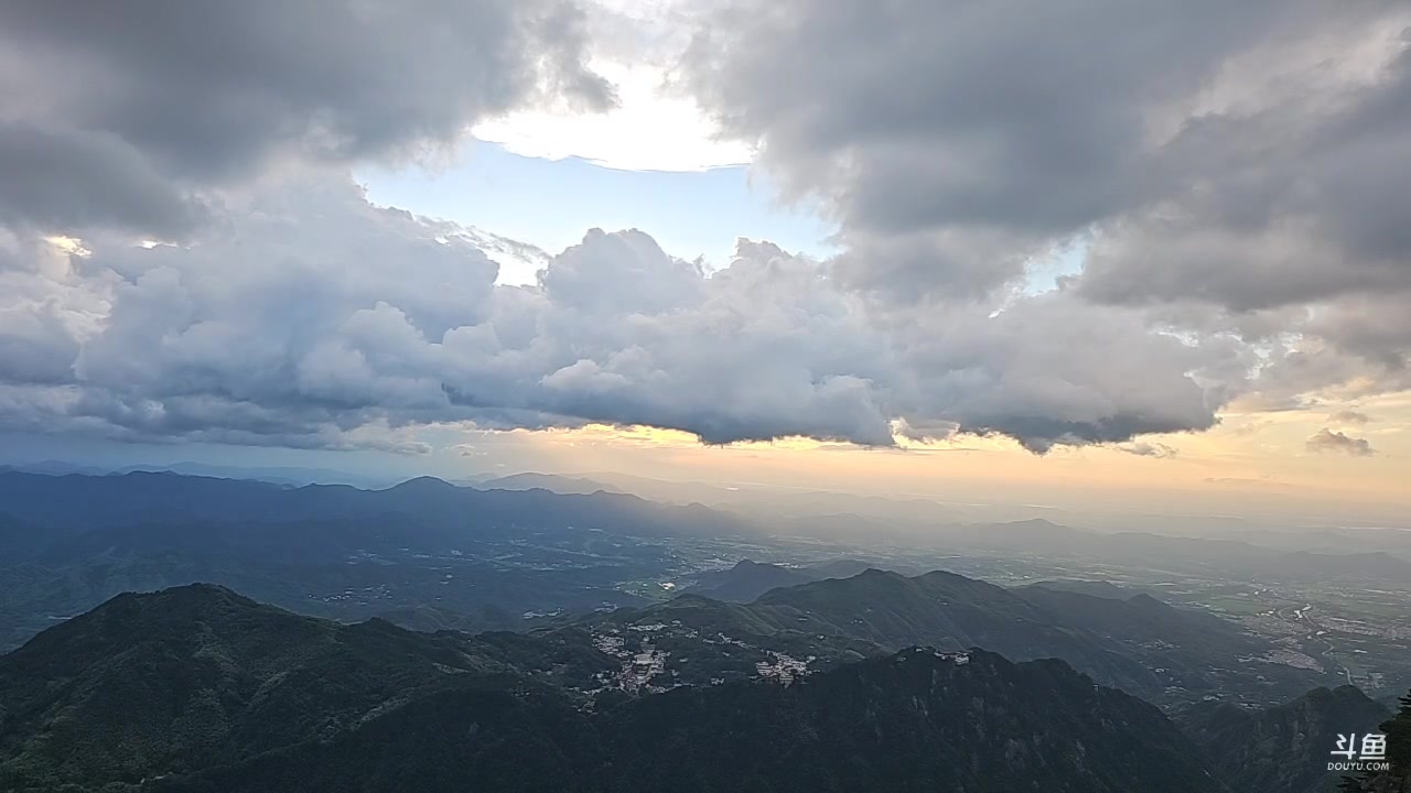 【2023-07-27 18点场】蓝战非OvO：继续军训仓鼠爬九华山～环游第130天