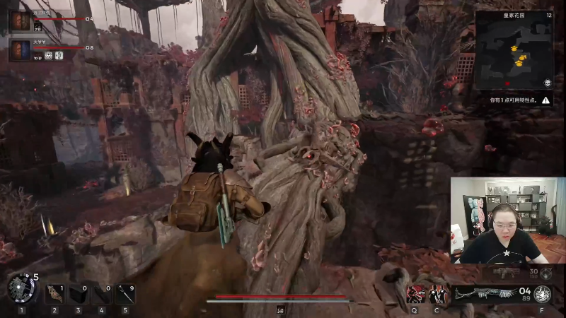 我在斗鱼看即将拥有人鱼线的PDD直播英雄联盟