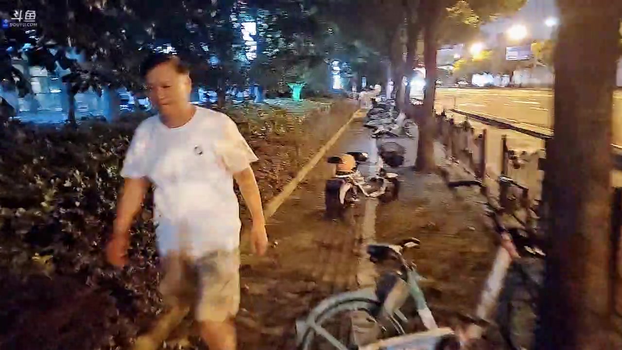 【2023-07-31 20点场】王大谋119：【小奶团】双倍一元粉丝牌！今晚巨恐怖密室
