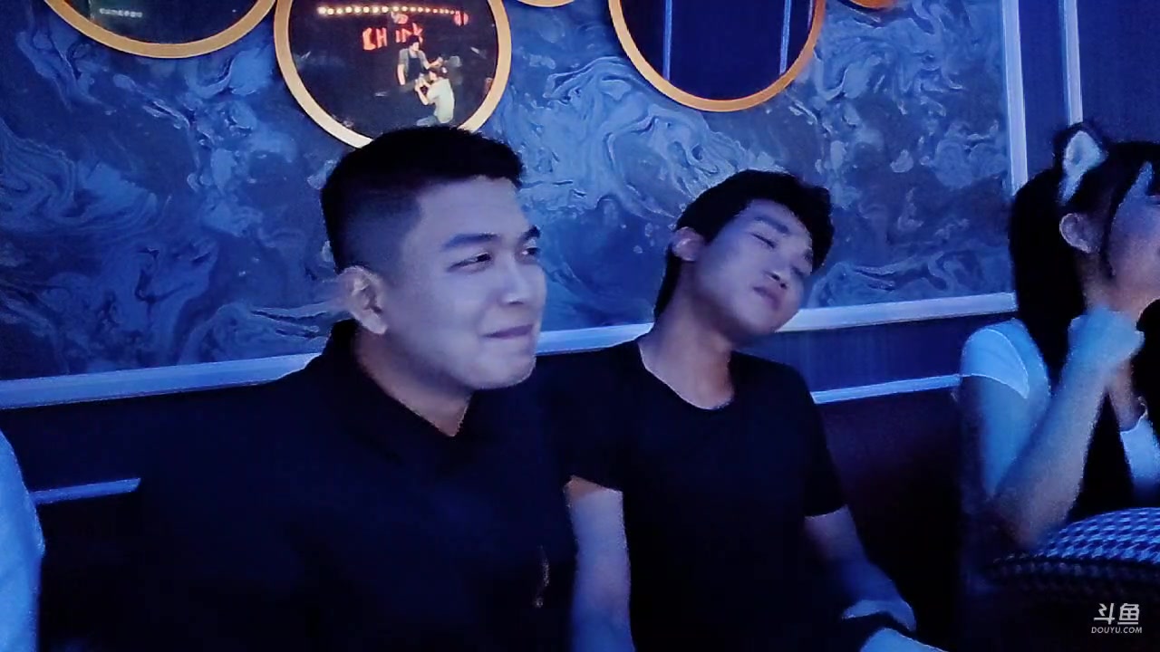 【2023-08-01 02点场】王大谋119：【小奶团】双倍一元粉丝牌！今晚巨恐怖密室