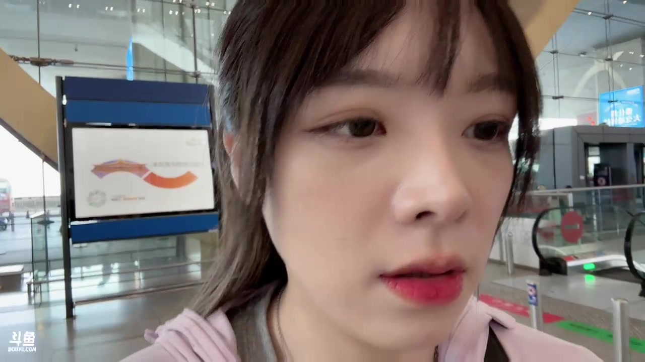 【2023-08-02 16点场】童猪啊i：云南Day0，钻粉狂欢1毛卡粉丝牌！