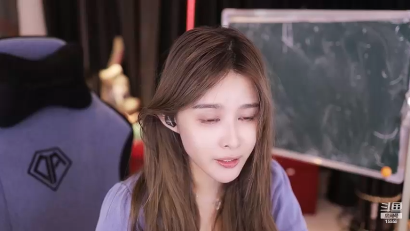 【2023-08-03 18点场】果冻cc007：我是个fw，5点之前来~