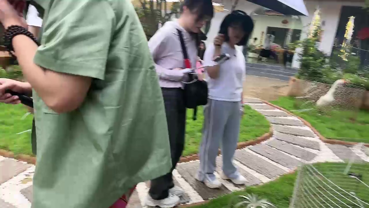 【2023-08-02 18点场】轰轰仔：轰轰：下午醒来播！1毛粉丝牌！