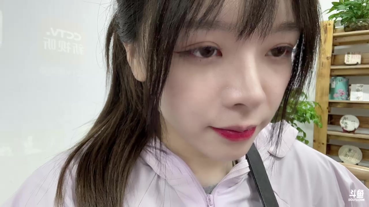 【2023-08-03 00点场】童猪啊i：云南Day0，钻粉狂欢1毛卡粉丝牌！