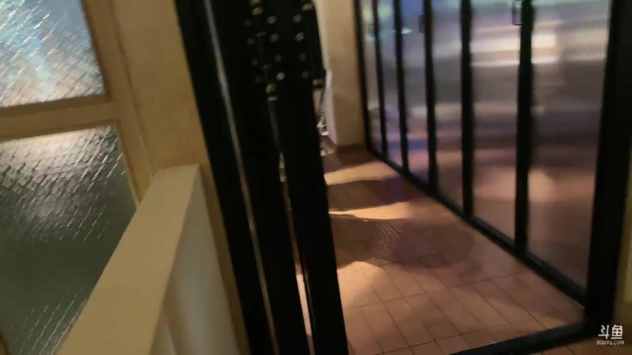 【2023-08-03 19点场】轰轰仔：轰轰：云南Day1 钻石双倍卡！