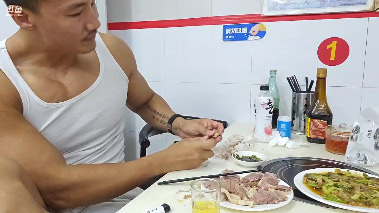【2023-08-03 22点场】黑人毅：一天2练的日子