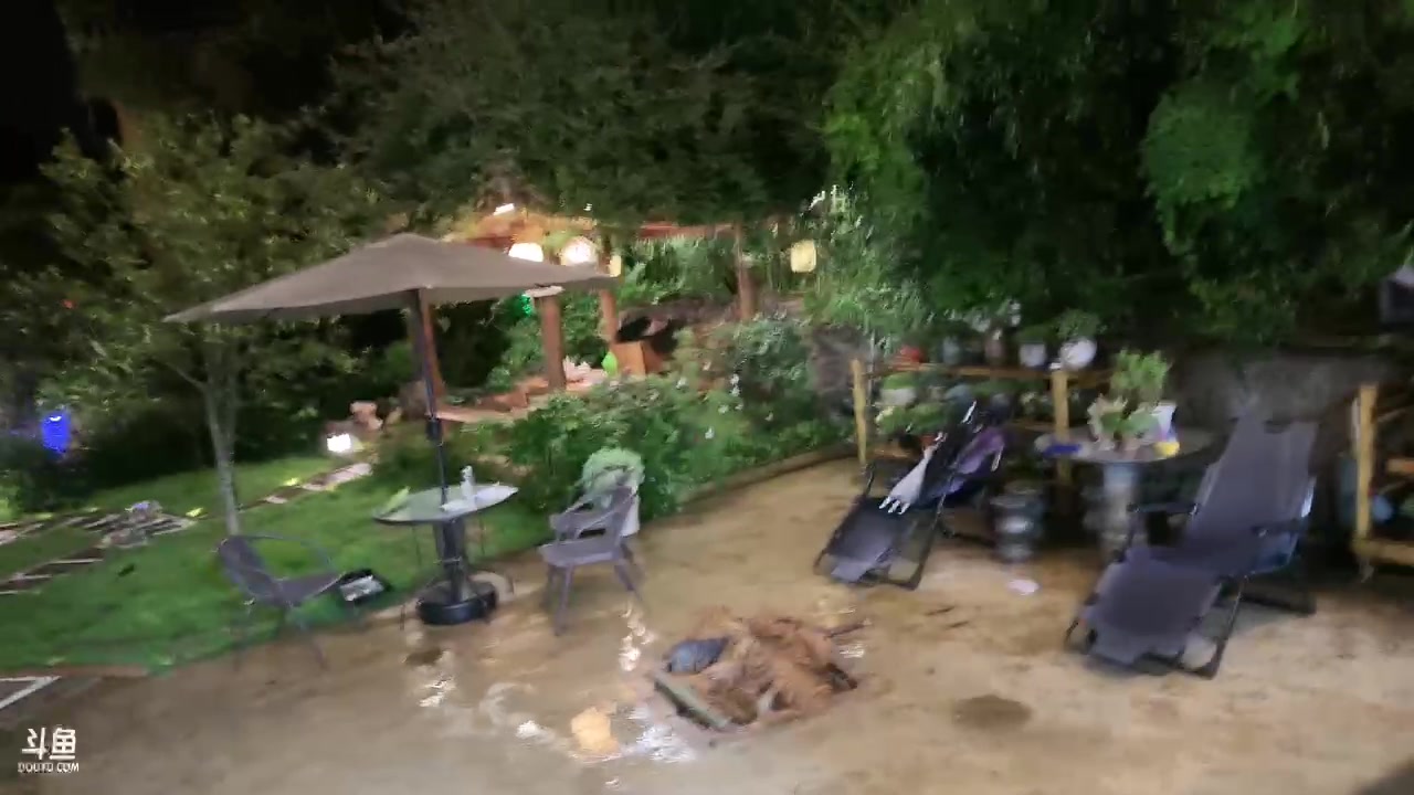 【2023-08-04 01点场】轰轰仔：轰轰：云南Day1 钻石双倍卡！