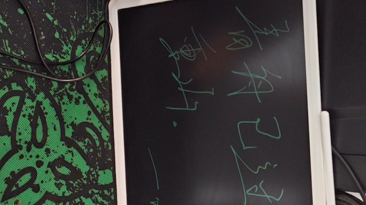 【2023-8-5 15点场】鹏子朔子的游戏放映厅:csgo下饭主播 今天是幸1852669