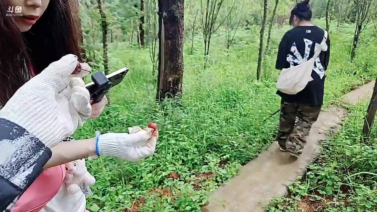 【2023-08-05 10点场】王大谋119：【小奶团】钻粉2.5一元牌云南最后一天！