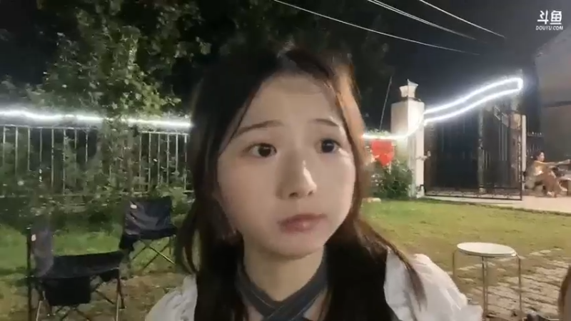 洪湖乡野趣味团播 小西瓜今天不是吃大餐，吃的香啊