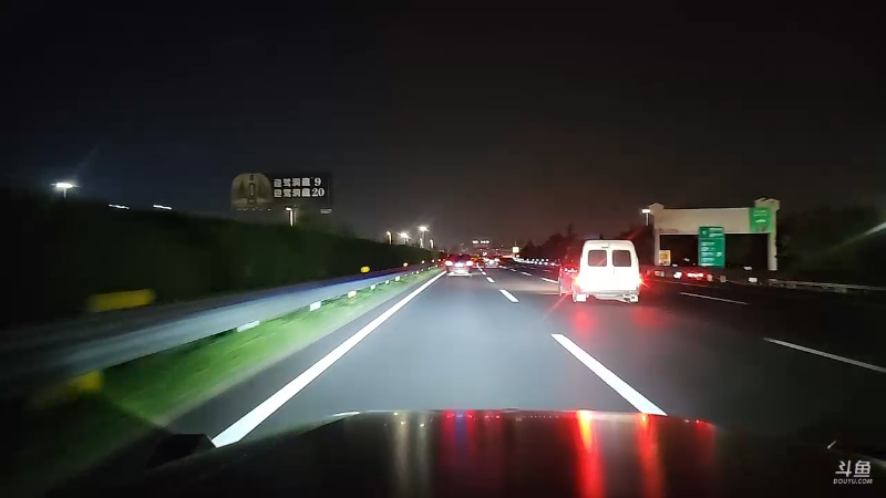 苏毅被嘲笑：无锡铁管被羞辱，号称背王被完虐，哭哭唧唧把家回。