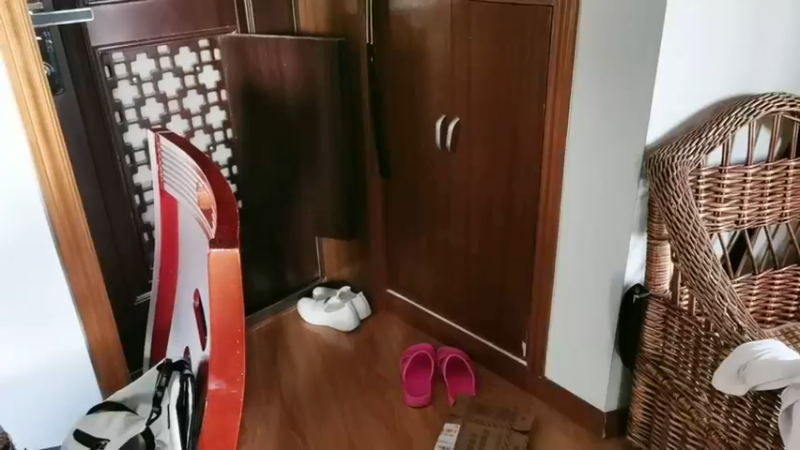【2023-08-04 17点场】三时小周每娘娘：带猫出门啦，看日出