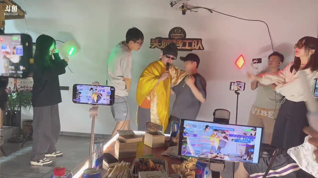 【2023-08-05 23点场】秀才冷男：头脑特工队day2三月钻粉送卡包.