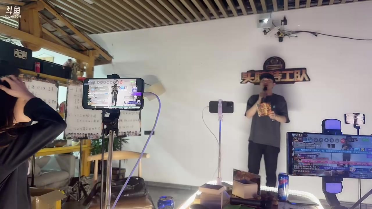 【2023-08-05 22点场】秀才冷男：头脑特工队day2三月钻粉送卡包.