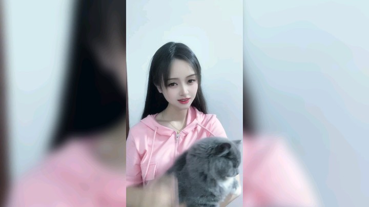 做个俗人，贪财好色，死在你的多情里面一回又一回