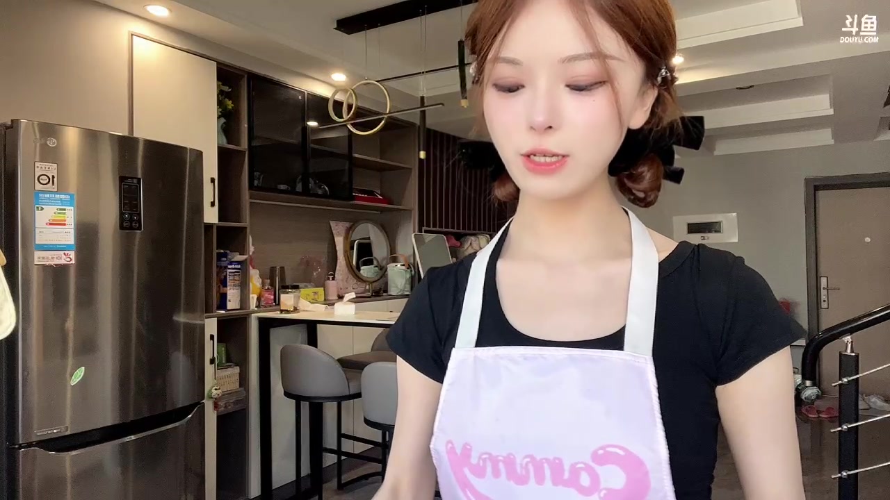 【2023-08-08 17点场】甜瓜不是呆瓜：五点左右直播做饭