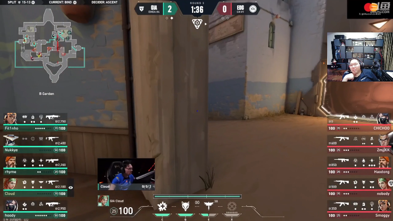 我在斗鱼看即将拥有人鱼线的PDD直播英雄联盟