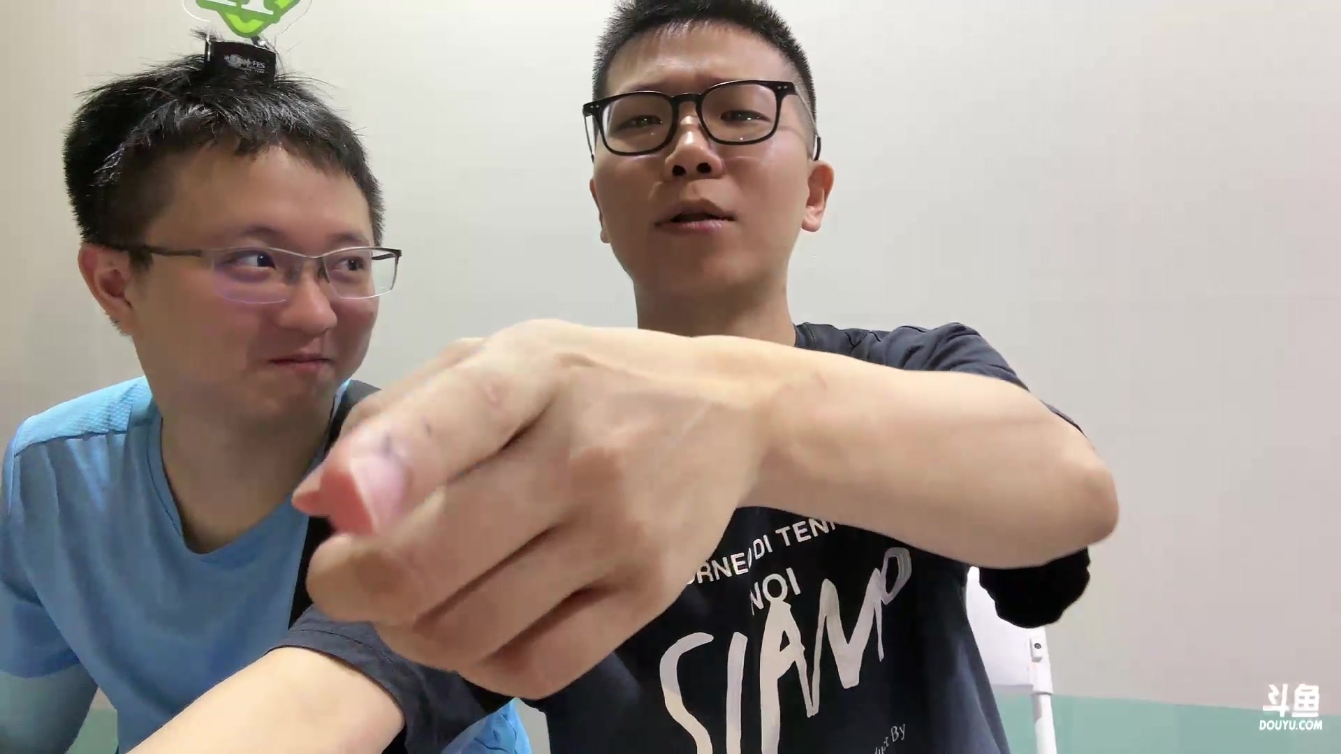 【2023-08-11 11点场】余小C真的很强：余小C：今播到13：30分，赶车