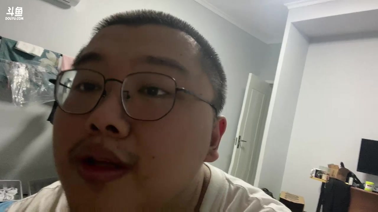 【2023-08-12 20点场】驴酱的冯雨大王：冯雨大王：保持理智，热爱生活！